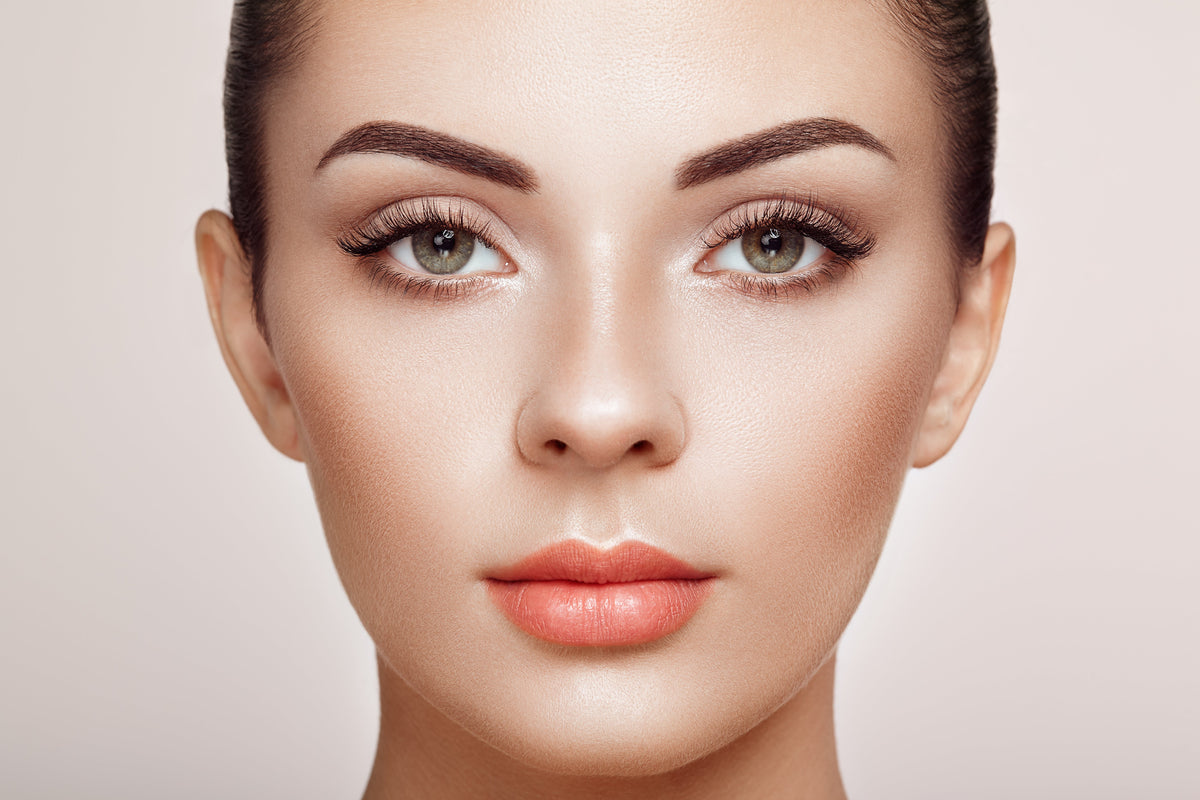 Beautiful women with long lashes
